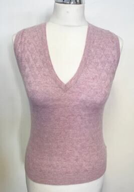 BRORA Women's Sweater Vest Size US 6 Lavender Diamond Textured Knit V-Neck